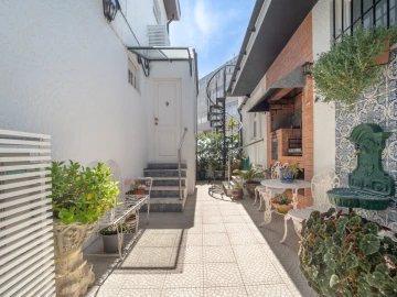 Moradia T5 para Venda em Gondomar (São Cosme), Valbom e Jovim