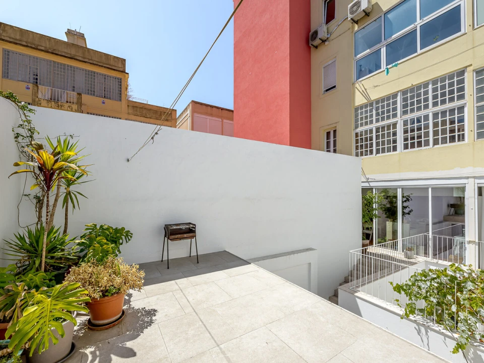 Apartamento T3 para Venda em Avenidas Novas Foto 5