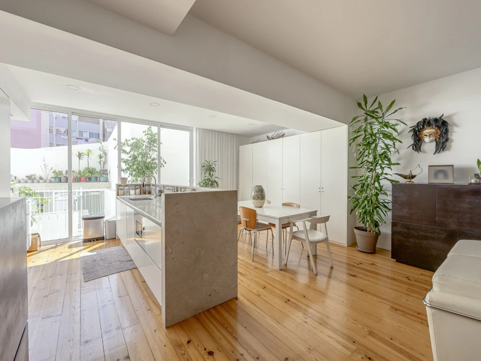 Apartamento T3 para Venda em Avenidas Novas Foto 1