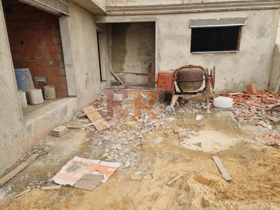 Moradia T4 para Venda em Azeitão (São Lourenço e São Simão) Foto 2