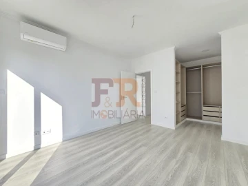 Moradia T3 para Venda em Quinta do Anjo