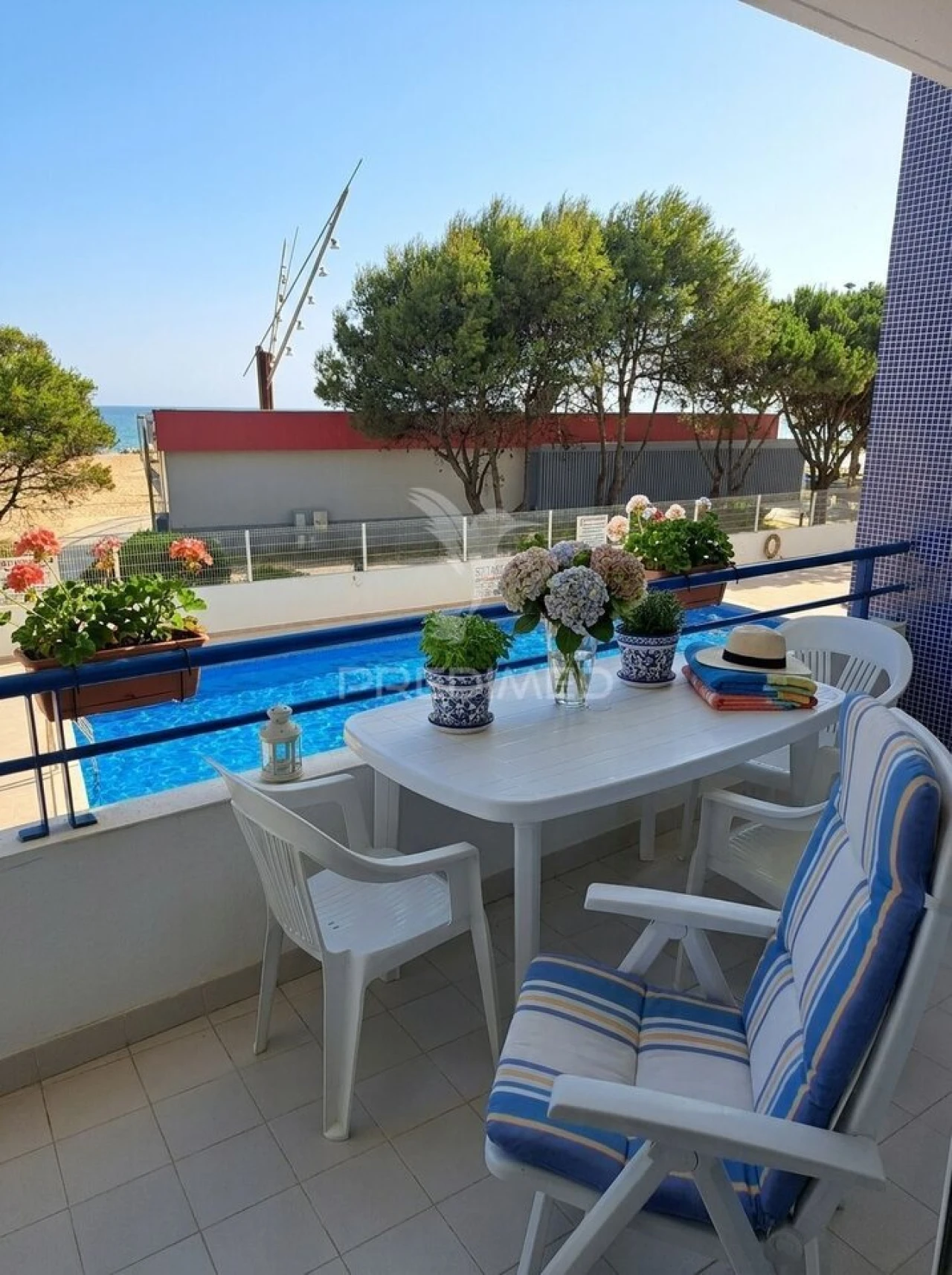 Apartamento T3 para Venda em Quarteira Foto 14