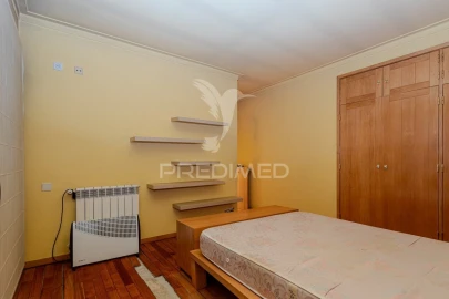 Apartamento T3 para Venda em Margaride, Várzea, Lagares, Varziela, Moure