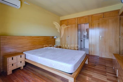Apartamento T3 para Venda em Margaride, Várzea, Lagares, Varziela, Moure