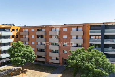 Apartamento T3 para Venda em Ferreiros e Gondizalves