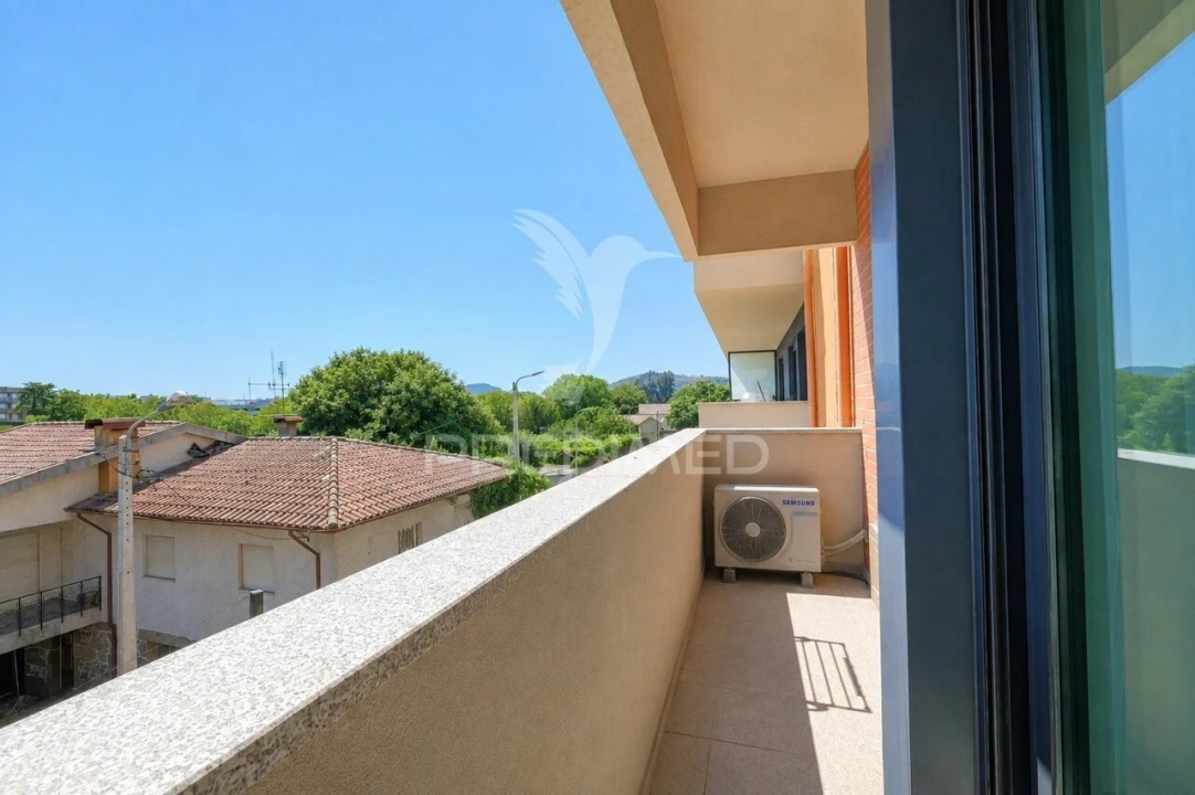 Apartamento T3 para Venda em Ferreiros e Gondizalves Foto 13