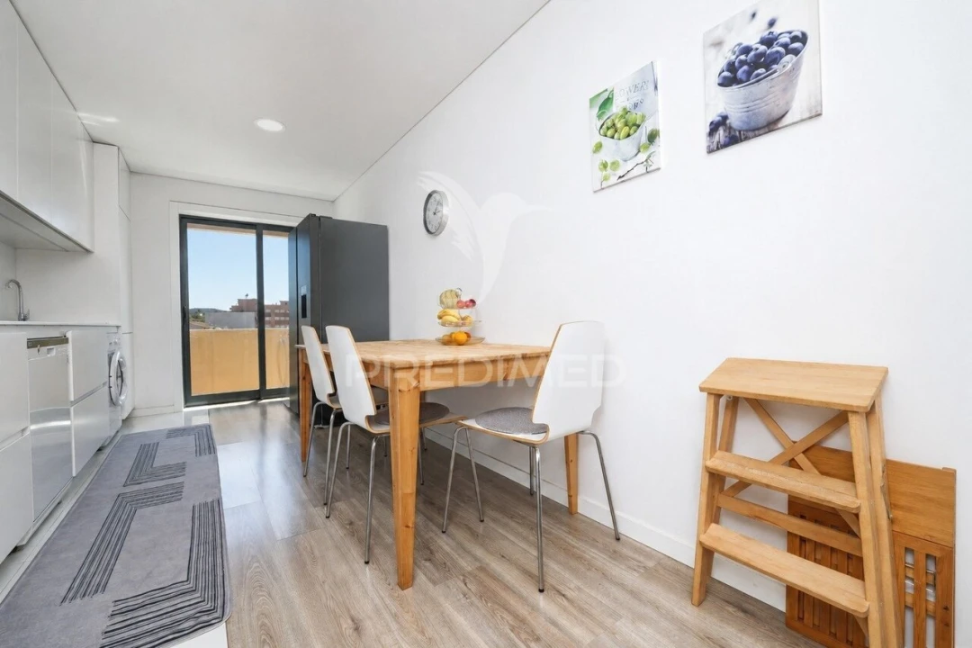Apartamento T3 para Venda em Ferreiros e Gondizalves Foto 4
