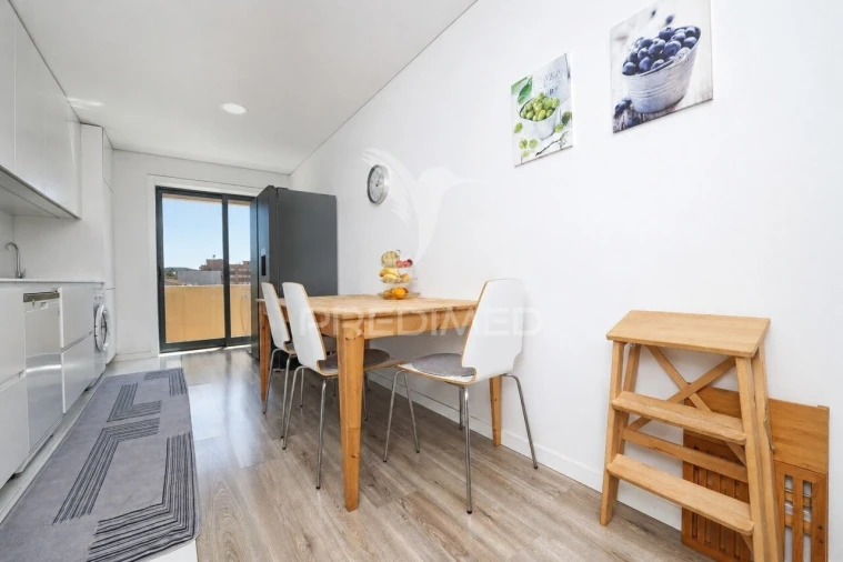 Apartamento T3 para Venda em Ferreiros e Gondizalves Foto 4