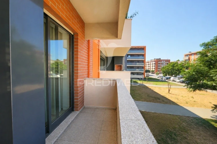 Apartamento T3 para Venda em Ferreiros e Gondizalves Foto 25