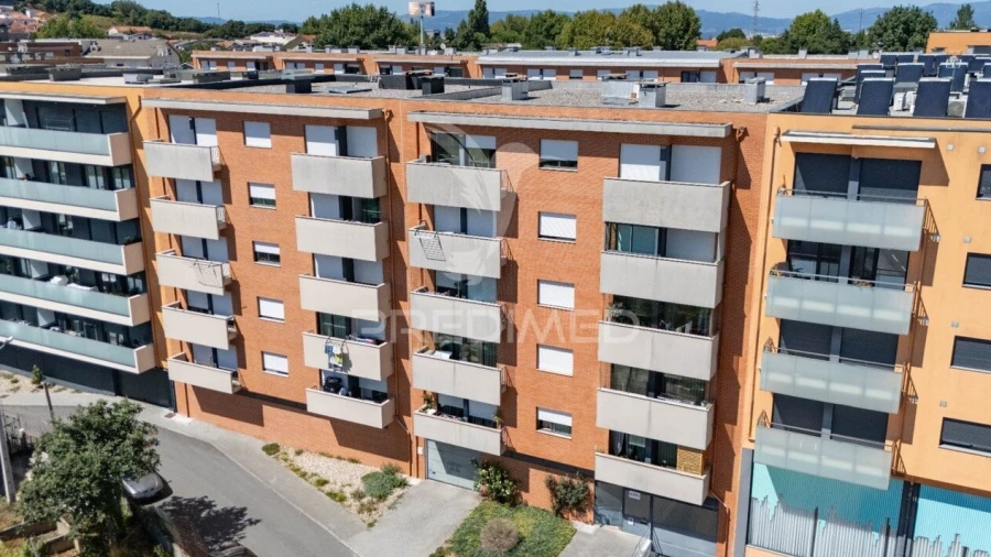 Apartamento T3 para Venda em Ferreiros e Gondizalves