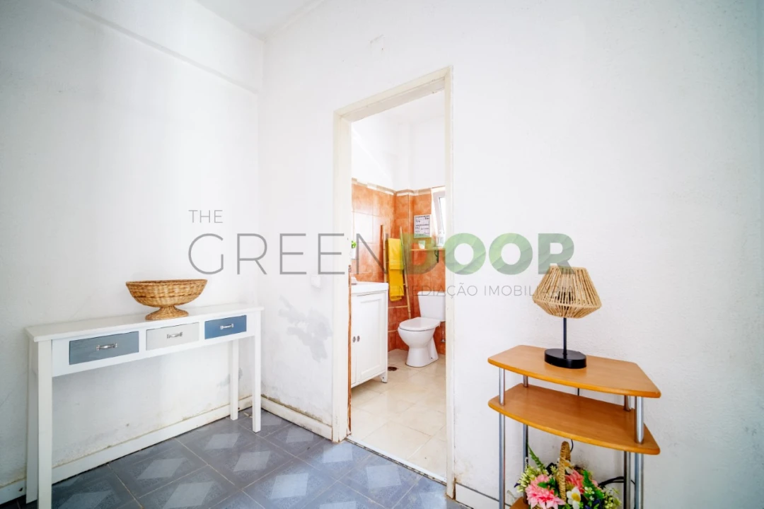 Apartamento T1 para Venda em Costa da Caparica Foto 2