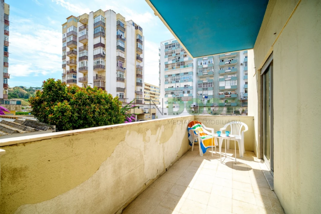 Apartamento T1 para Venda em Costa da Caparica Foto 9