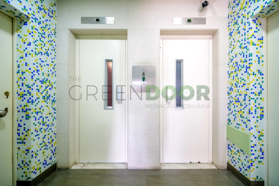Apartamento T1 para Venda em Costa da Caparica Foto 14