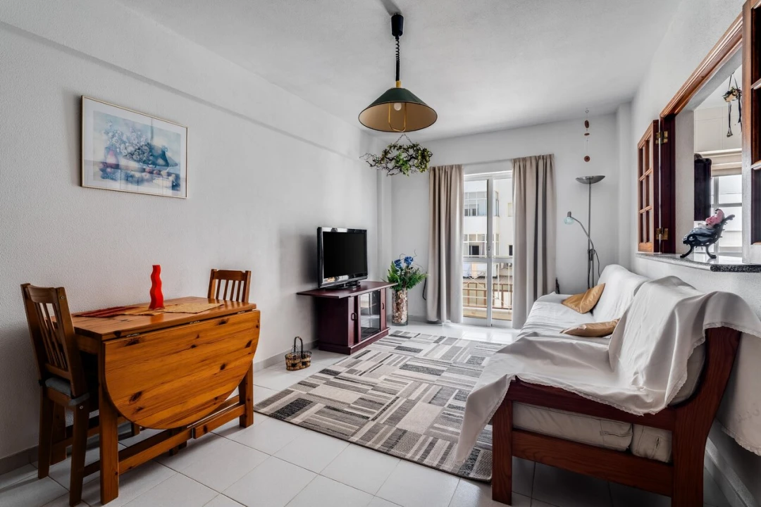 Apartamento T1 para Venda em Armação de Pera Foto 1