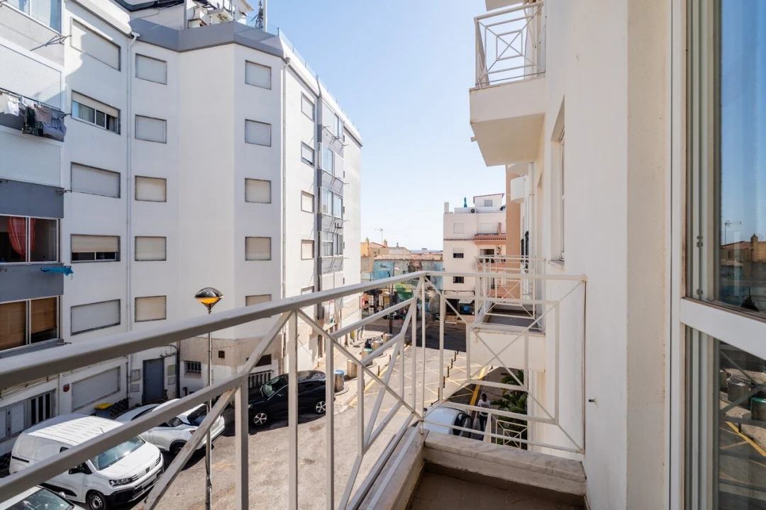 Apartamento T1 para Venda em Armação de Pera Foto 5