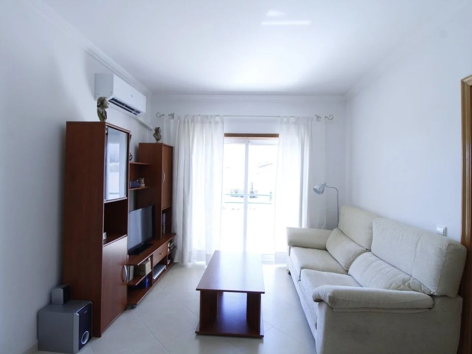 Apartamento T2 para Venda em Armação de Pera Foto 2