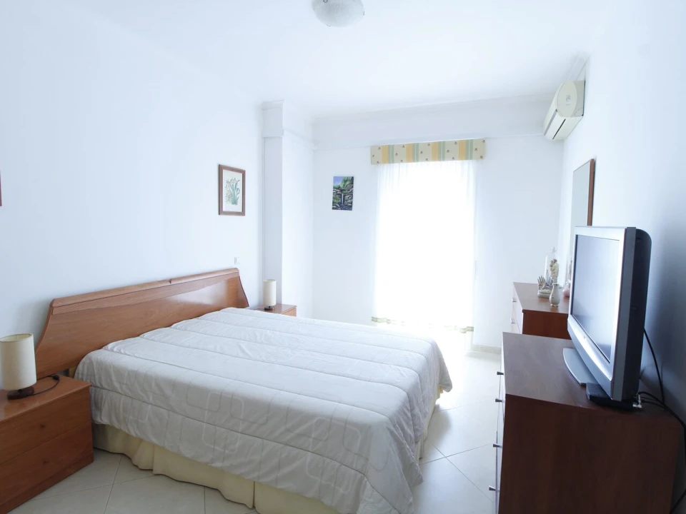 Apartamento T2 para Venda em Armação de Pera Foto 10
