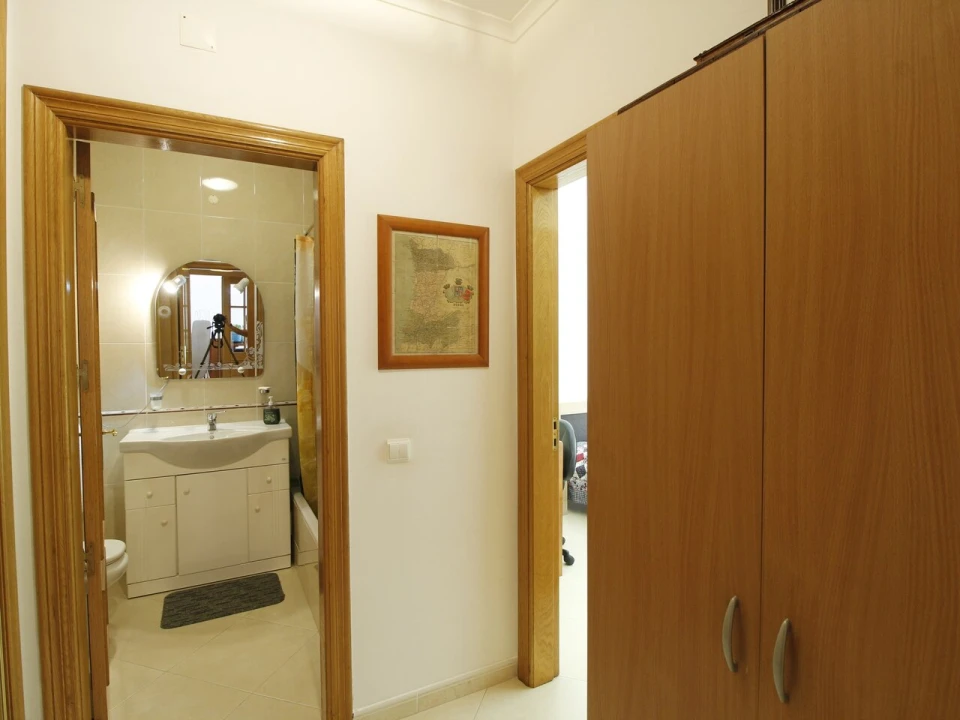 Apartamento T2 para Venda em Armação de Pera Foto 12
