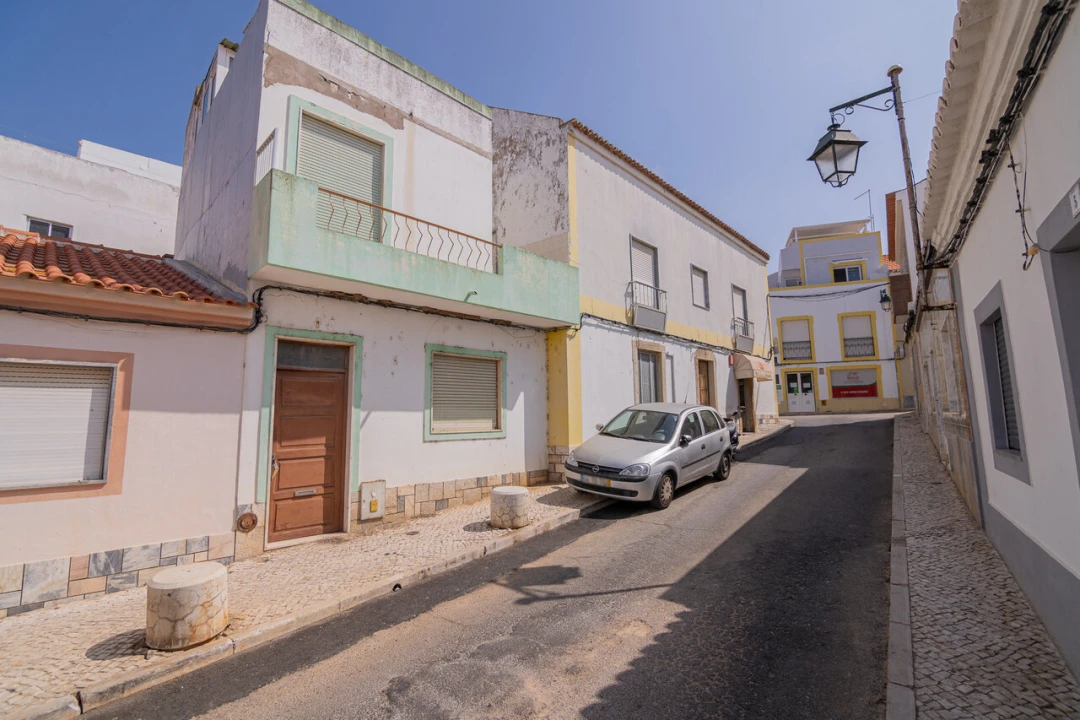 Moradia T3 para Venda em Alvor Foto 3