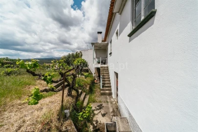 Moradia T4 para Venda em Casegas e Ourondo