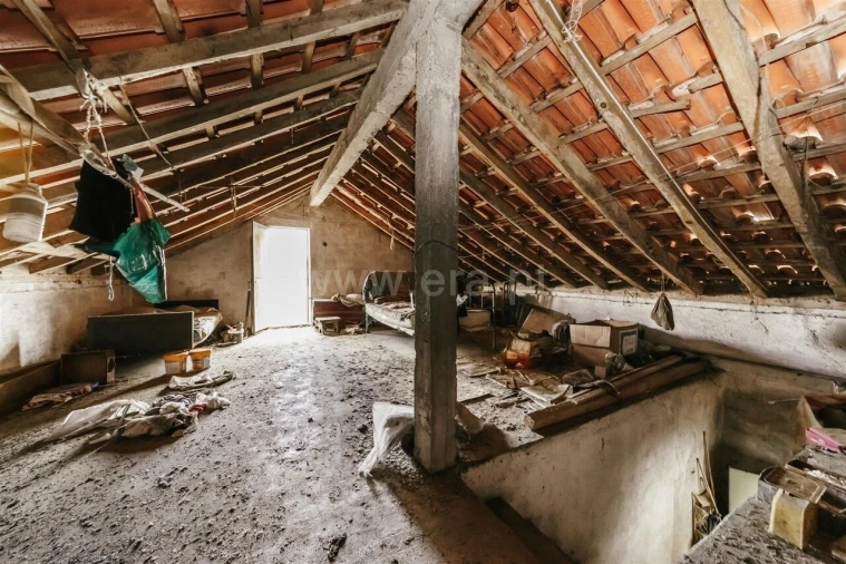 Moradia T4 para Venda em Casegas e Ourondo Foto 17