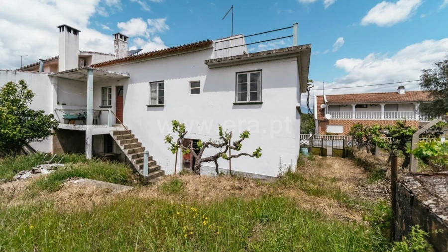 Moradia T4 para Venda em Casegas e Ourondo