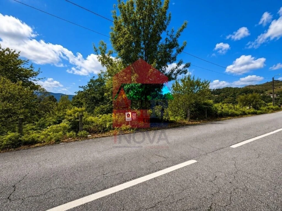 Terreno para Venda em Aboim da Nóbrega e Gondomar Foto 7