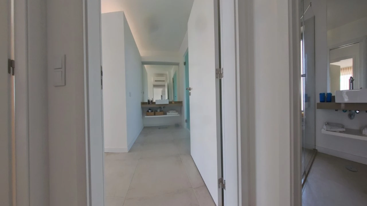 Apartamento T2 para Venda em Portimão Foto 5