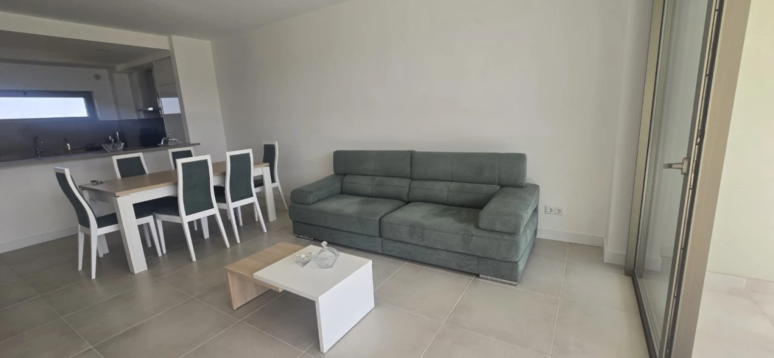 Apartamento T2 para Venda em Portimão Foto 2