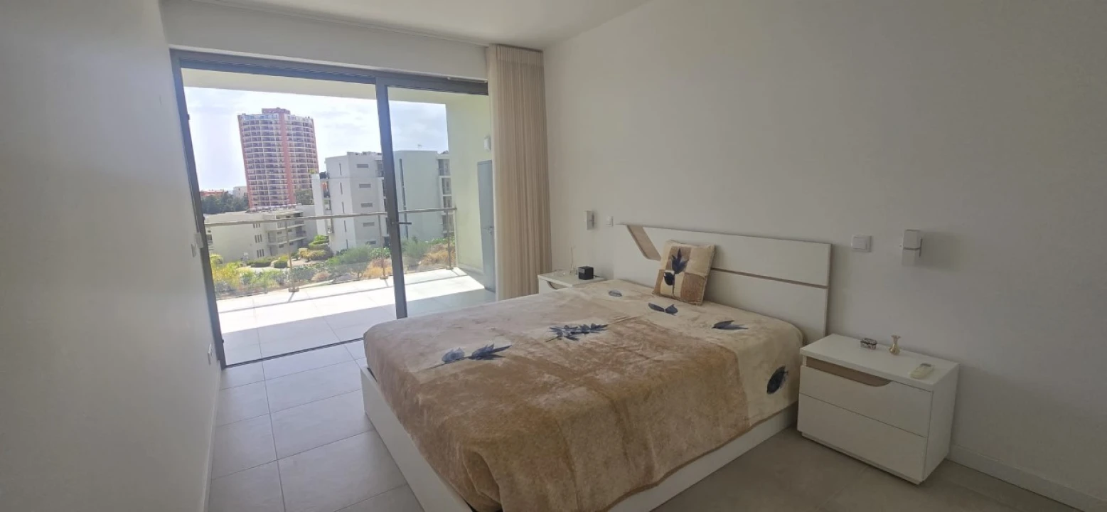 Apartamento T2 para Venda em Portimão Foto 15