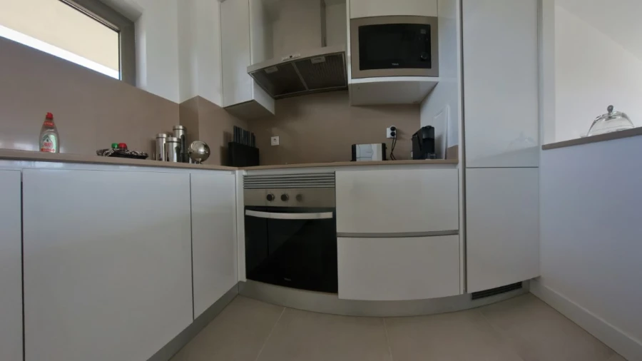 Apartamento T2 para Venda em Portimão Foto 14