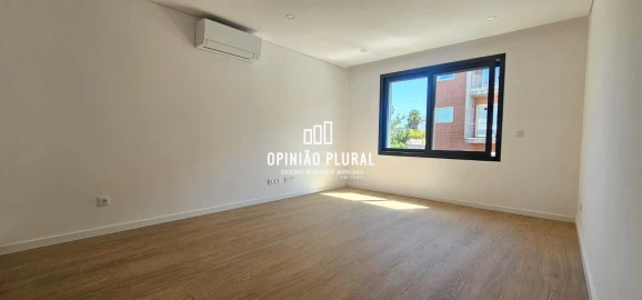 Apartamento T1 para Venda em Gulpilhares e Valadares