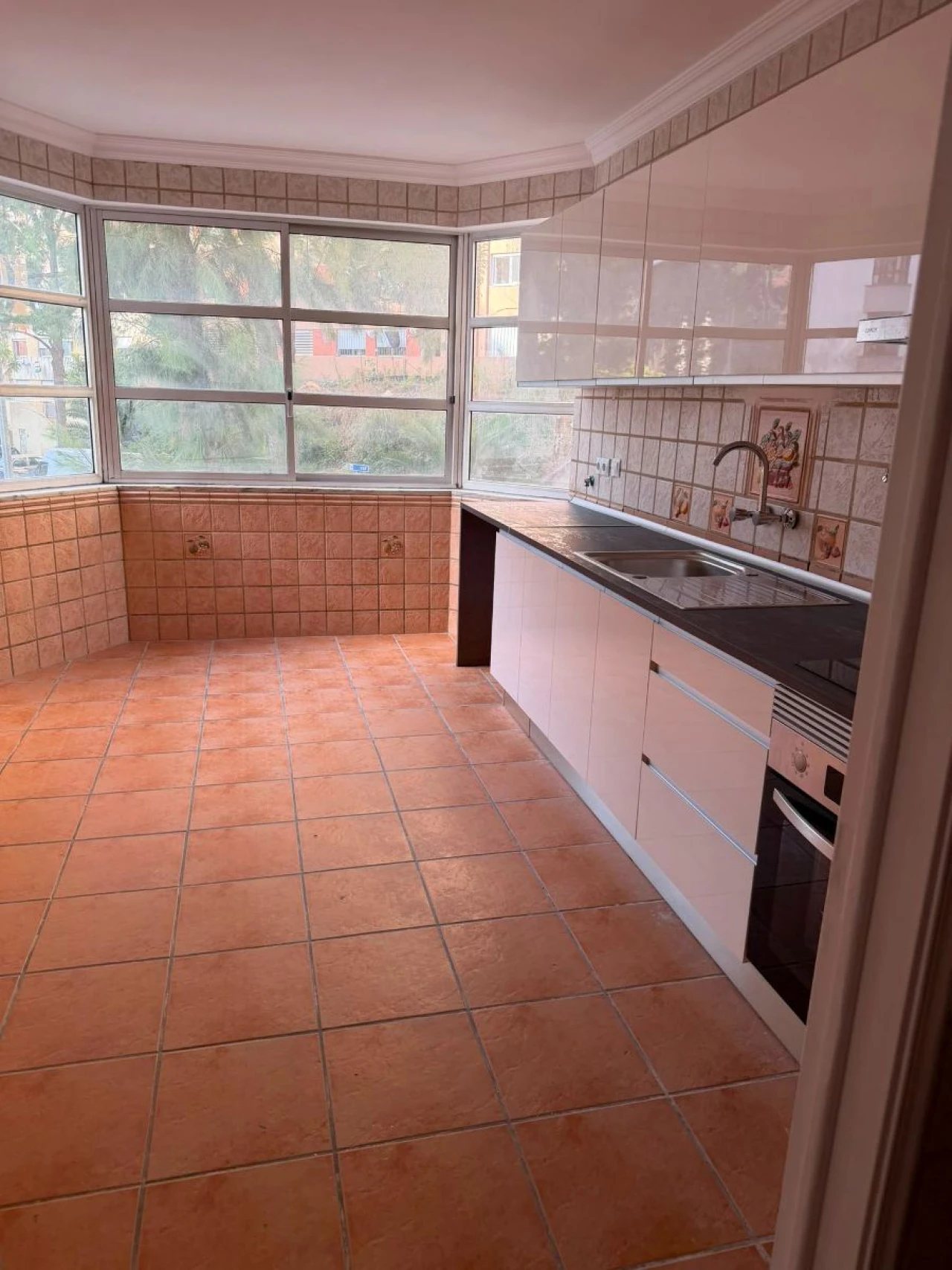 Apartamento T3 para Venda em Algueirão-Mem Martins Foto 1