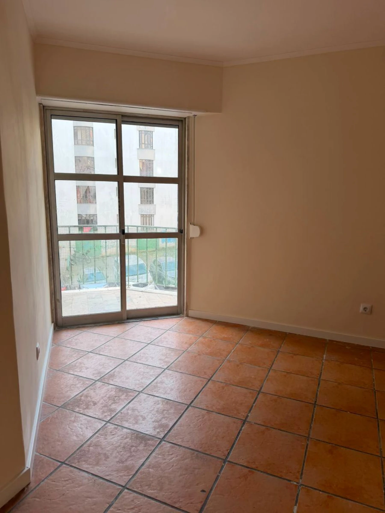 Apartamento T3 para Venda em Algueirão-Mem Martins Foto 5