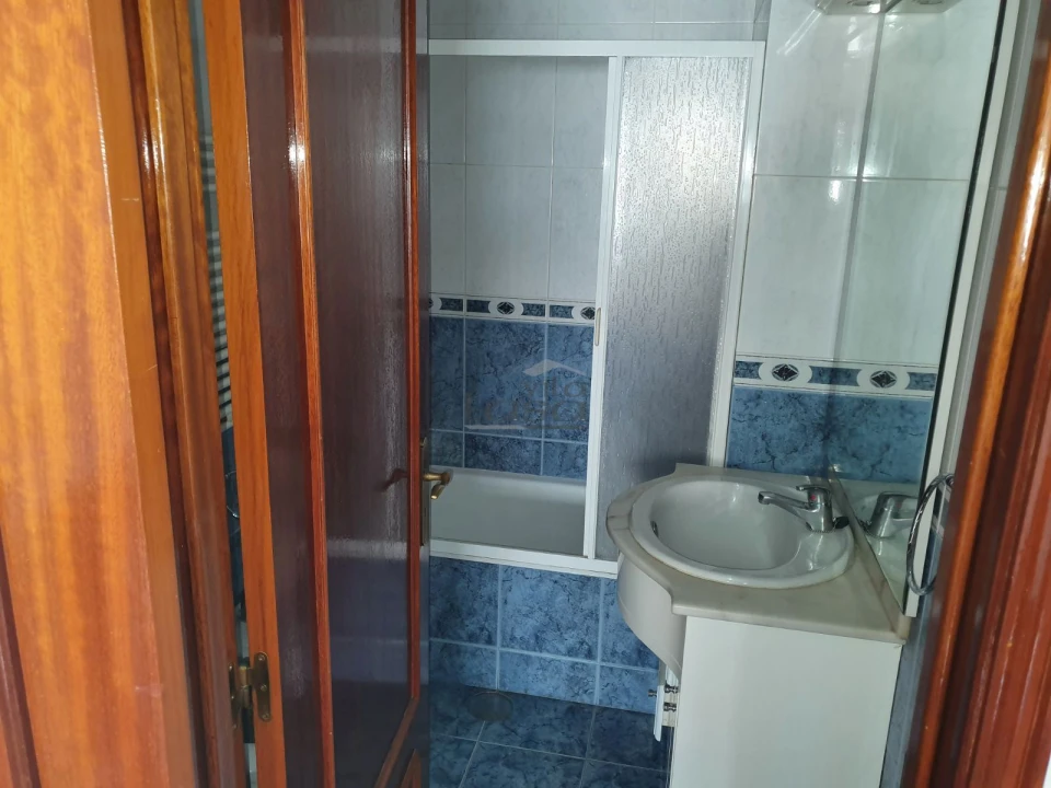 Apartamento T2 para Arrendamento em Mafamude e Vilar do Paraíso Foto 10