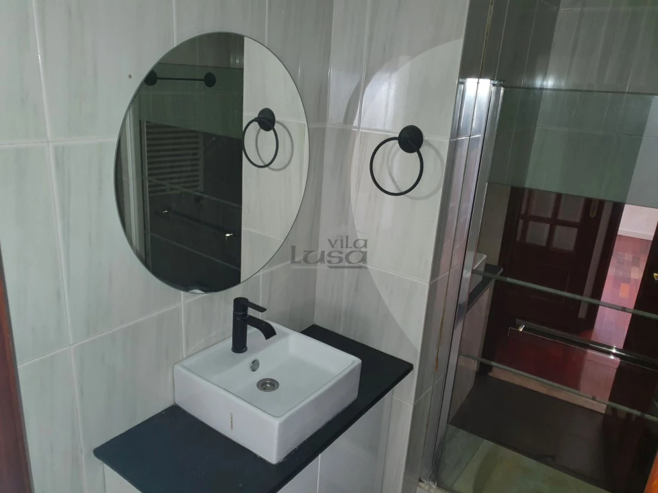 Apartamento T2 para Arrendamento em Mafamude e Vilar do Paraíso Foto 13