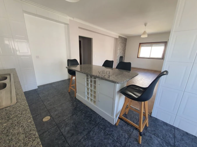 Apartamento T2 para Arrendamento em Mafamude e Vilar do Paraíso Foto 4