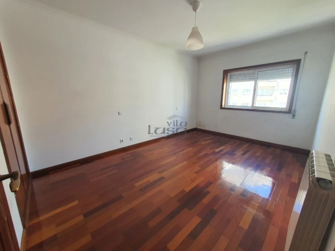 Apartamento T2 para Arrendamento em Mafamude e Vilar do Paraíso Foto 8