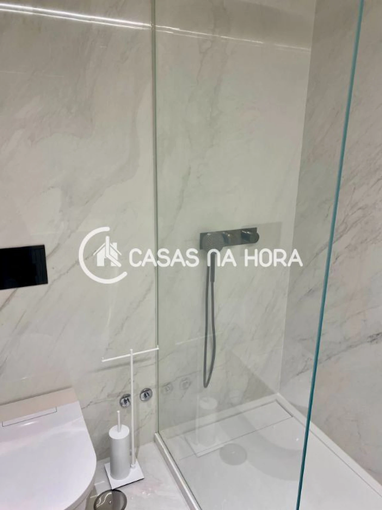 Apartamento T3 para Arrendamento em Carnide Foto 10