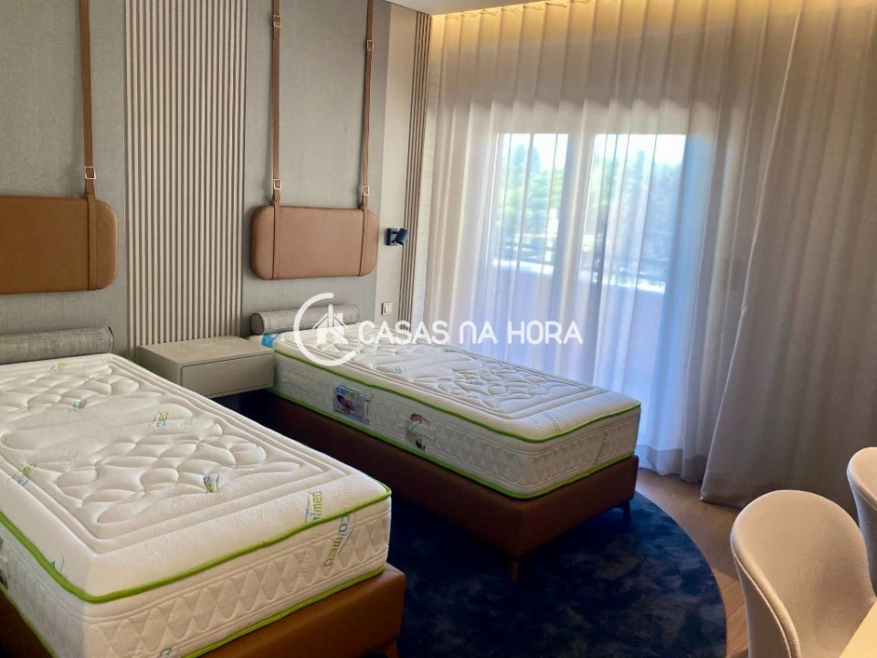 Apartamento T3 para Arrendamento em Carnide Foto 15