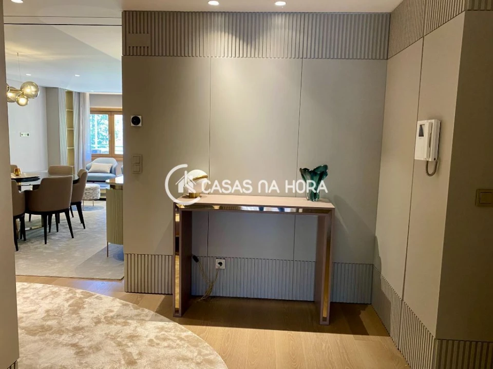 Apartamento T3 para Arrendamento em Carnide Foto 25