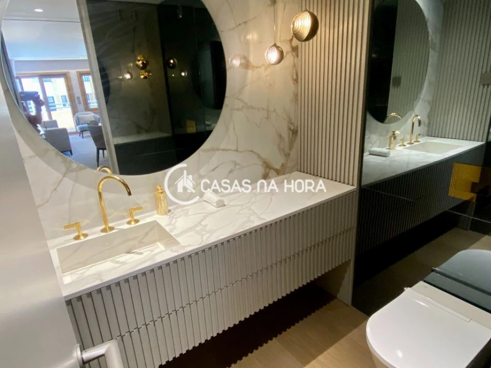 Apartamento T3 para Arrendamento em Carnide Foto 3