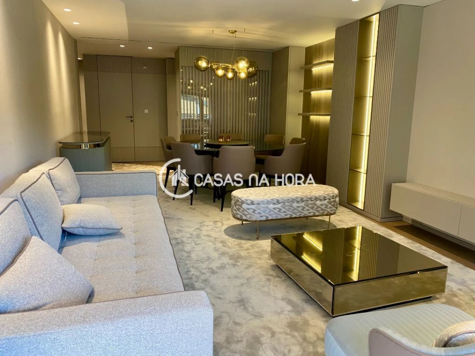 Apartamento T3 para Arrendamento em Carnide Foto 2