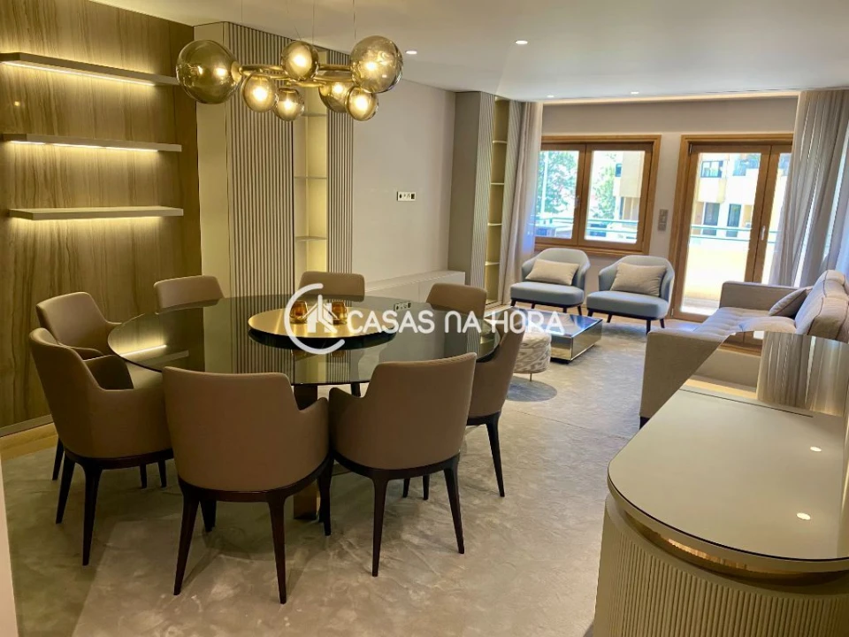 Apartamento T3 para Arrendamento em Carnide Foto 1