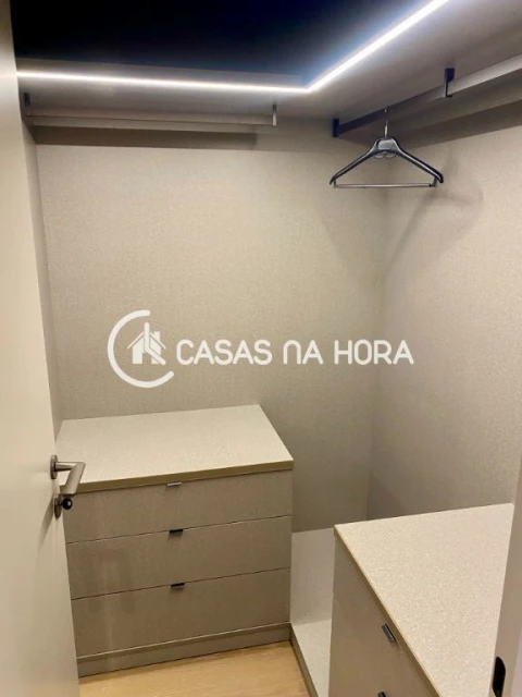 Apartamento T3 para Arrendamento em Carnide