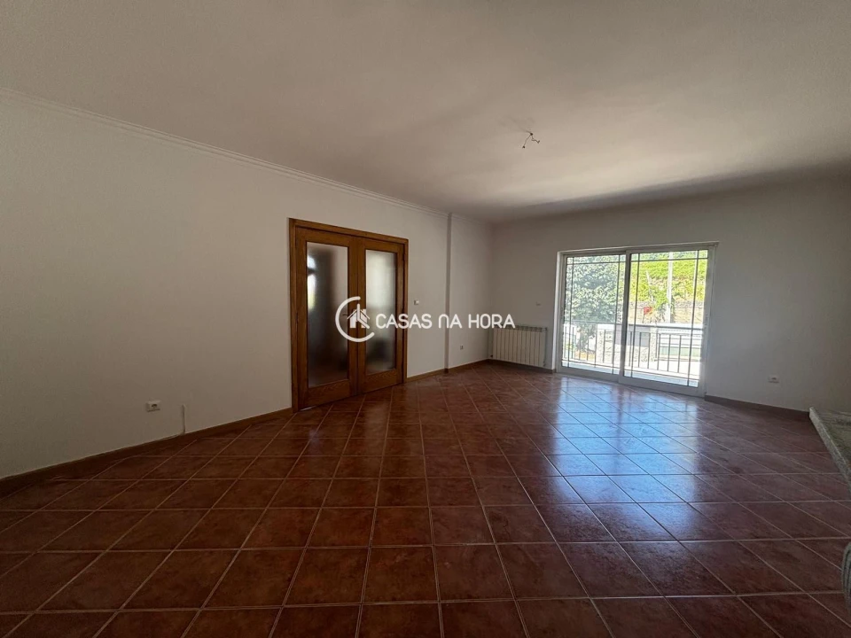 Moradia T4 para Arrendamento em Abraveses Foto 4