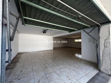 Moradia T4 para Arrendamento em Abraveses