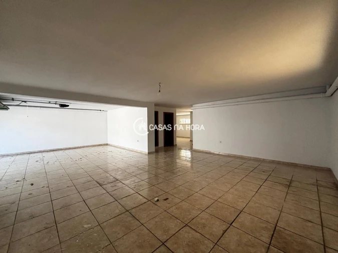 Moradia T4 para Arrendamento em Abraveses Foto 19