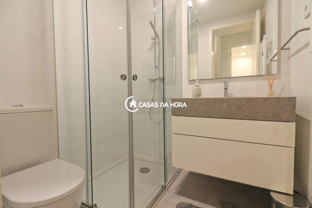 Apartamento T1 para Arrendamento em Paranhos Foto 23