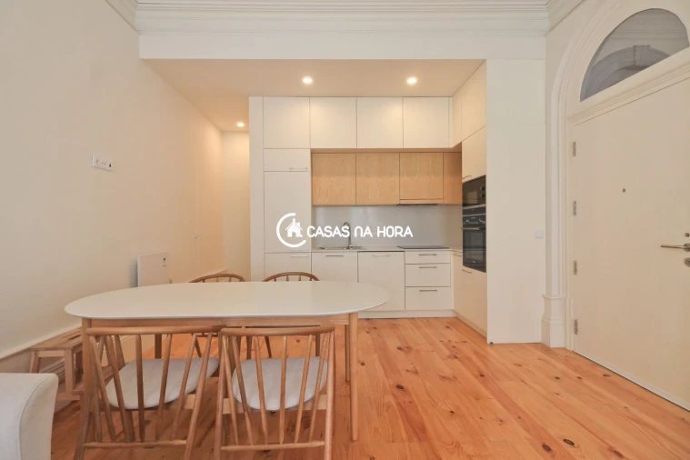 Apartamento T1 para Arrendamento em Paranhos Foto 18